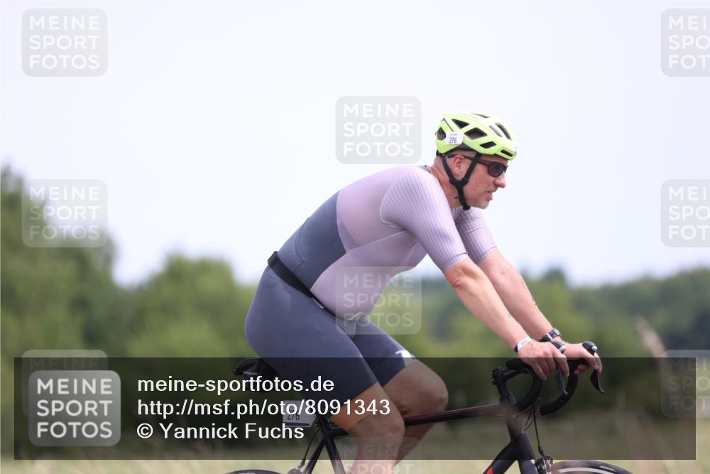 22.06.2025 - Viking Triathlon Yannick Fuchs http://msf.ph/oto/8091343 22.06.2025 13:27:53 Radfahren 276, 453 meine-sportfotos.de
