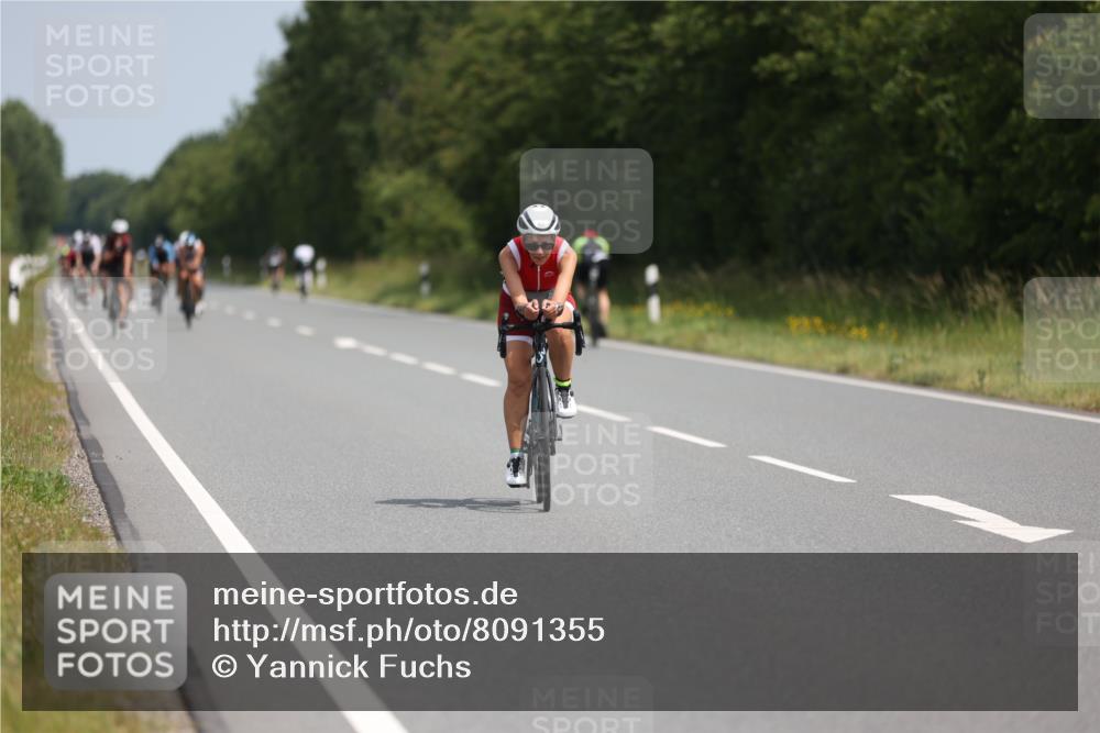 22.06.2025 - Viking Triathlon Yannick Fuchs http://msf.ph/oto/8091355 22.06.2025 11:53:38 Radfahren 13, 173, 238, 309, 340, 458, 462, 484, 604 meine-sportfotos.de