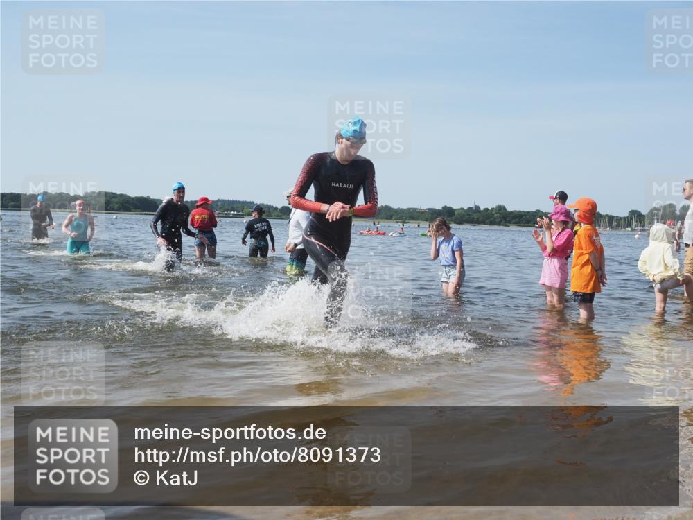 22.06.2025 - Viking Triathlon KatJ http://msf.ph/oto/8091373 22.06.2025 10:27:35 Schwimmen 1, 176, 272, 286, 611 meine-sportfotos.de