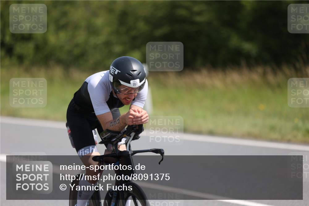 22.06.2025 - Viking Triathlon Yannick Fuchs http://msf.ph/oto/8091375 22.06.2025 11:10:18 Radfahren 393, 647 meine-sportfotos.de