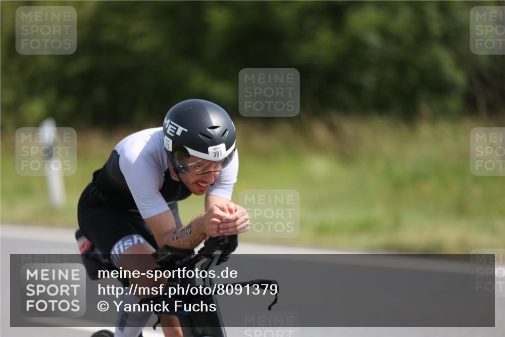 22.06.2025 - Viking Triathlon Yannick Fuchs http://msf.ph/oto/8091379 22.06.2025 11:10:18 Radfahren 393, 647 meine-sportfotos.de