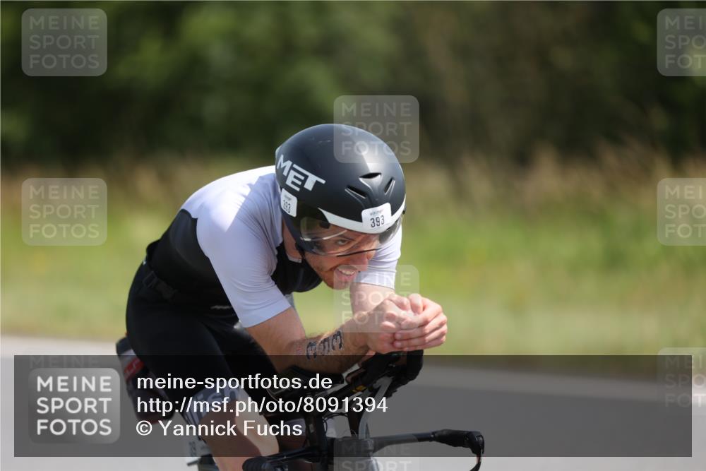 22.06.2025 - Viking Triathlon Yannick Fuchs http://msf.ph/oto/8091394 22.06.2025 11:10:18 Radfahren 393, 647 meine-sportfotos.de
