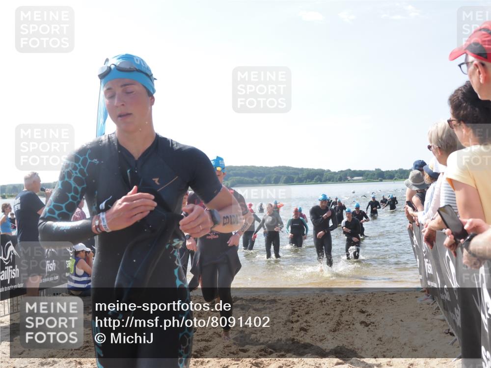 22.06.2025 - Viking Triathlon MichiJ http://msf.ph/oto/8091402 22.06.2025 10:38:38 Schwimmen 22, 85, 135, 156, 164, 215, 315, 327, 398, 419, 428, 601, 603, 659 meine-sportfotos.de