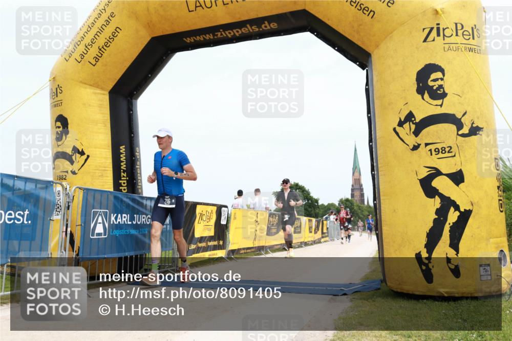22.06.2025 - Viking Triathlon H.Heesch http://msf.ph/oto/8091405 22.06.2025 13:44:41 Laufen 103, 216, 492 meine-sportfotos.de
