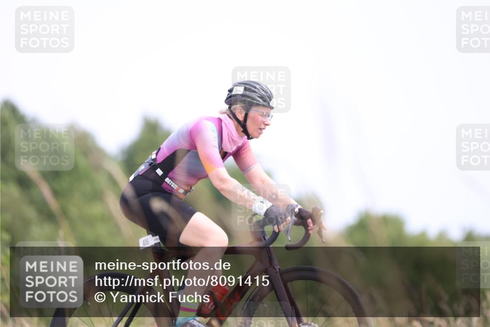 22.06.2025 - Viking Triathlon Yannick Fuchs http://msf.ph/oto/8091415 22.06.2025 13:28:05 Radfahren 405 meine-sportfotos.de