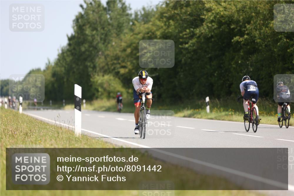 22.06.2025 - Viking Triathlon Yannick Fuchs http://msf.ph/oto/8091442 22.06.2025 11:10:52 Radfahren 329, 346, 637 meine-sportfotos.de