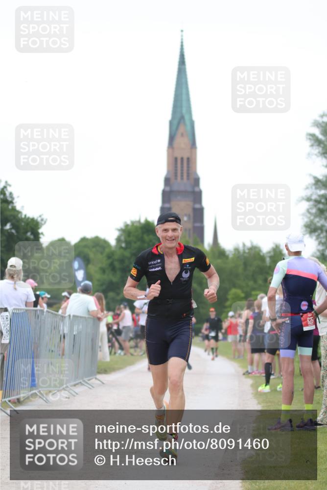 22.06.2025 - Viking Triathlon H.Heesch http://msf.ph/oto/8091460 22.06.2025 16:02:31 Laufen 102, 490 meine-sportfotos.de