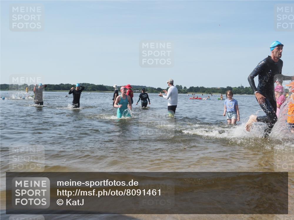 22.06.2025 - Viking Triathlon KatJ http://msf.ph/oto/8091461 22.06.2025 10:27:38 Schwimmen 1, 176, 230, 272, 286, 611 meine-sportfotos.de