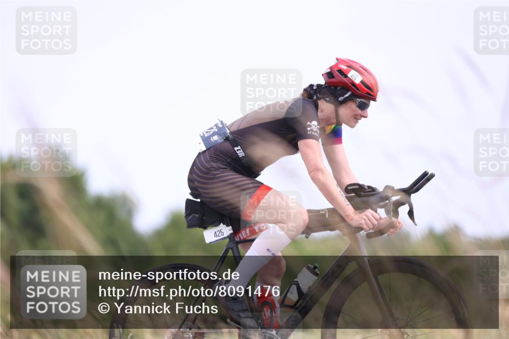 22.06.2025 - Viking Triathlon Yannick Fuchs http://msf.ph/oto/8091476 22.06.2025 13:28:16 Radfahren 97, 425 meine-sportfotos.de
