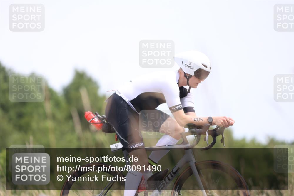 22.06.2025 - Viking Triathlon Yannick Fuchs http://msf.ph/oto/8091490 22.06.2025 13:28:18 Radfahren 97, 425 meine-sportfotos.de