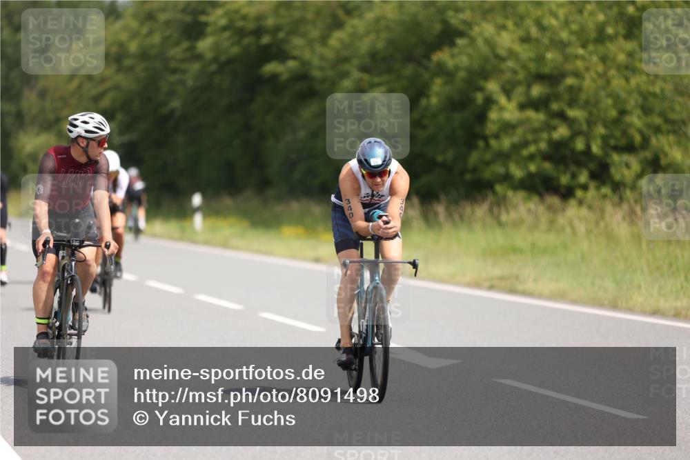 22.06.2025 - Viking Triathlon Yannick Fuchs http://msf.ph/oto/8091498 22.06.2025 11:53:45 Radfahren 4, 13, 173, 288, 309, 340, 444, 458, 462, 472, 484, 604 meine-sportfotos.de