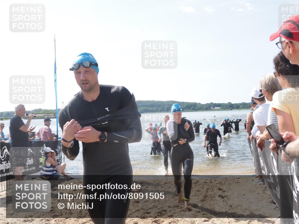 22.06.2025 - Viking Triathlon MichiJ http://msf.ph/oto/8091505 22.06.2025 10:38:43 Schwimmen 22, 85, 135, 156, 164, 211, 215, 315, 327, 336, 601, 659 meine-sportfotos.de