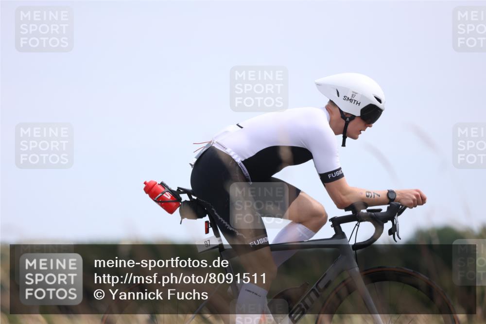 22.06.2025 - Viking Triathlon Yannick Fuchs http://msf.ph/oto/8091511 22.06.2025 13:28:19 Radfahren 97, 425 meine-sportfotos.de