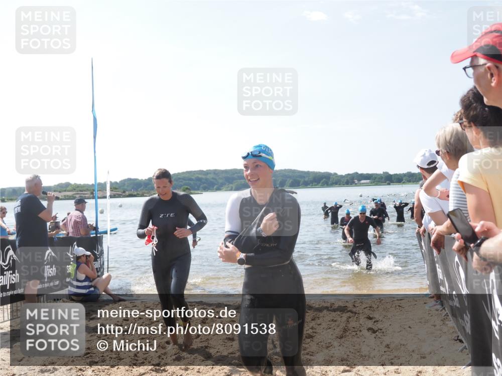 22.06.2025 - Viking Triathlon MichiJ http://msf.ph/oto/8091538 22.06.2025 10:38:44 Schwimmen 22, 26, 85, 135, 156, 164, 211, 215, 315, 327, 336, 601, 659 meine-sportfotos.de