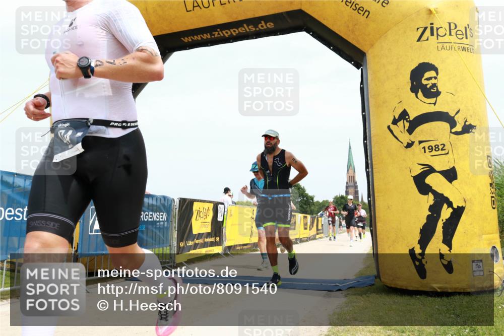 22.06.2025 - Viking Triathlon H.Heesch http://msf.ph/oto/8091540 22.06.2025 13:45:57 Laufen 84, 124, 149, 273, 474 meine-sportfotos.de