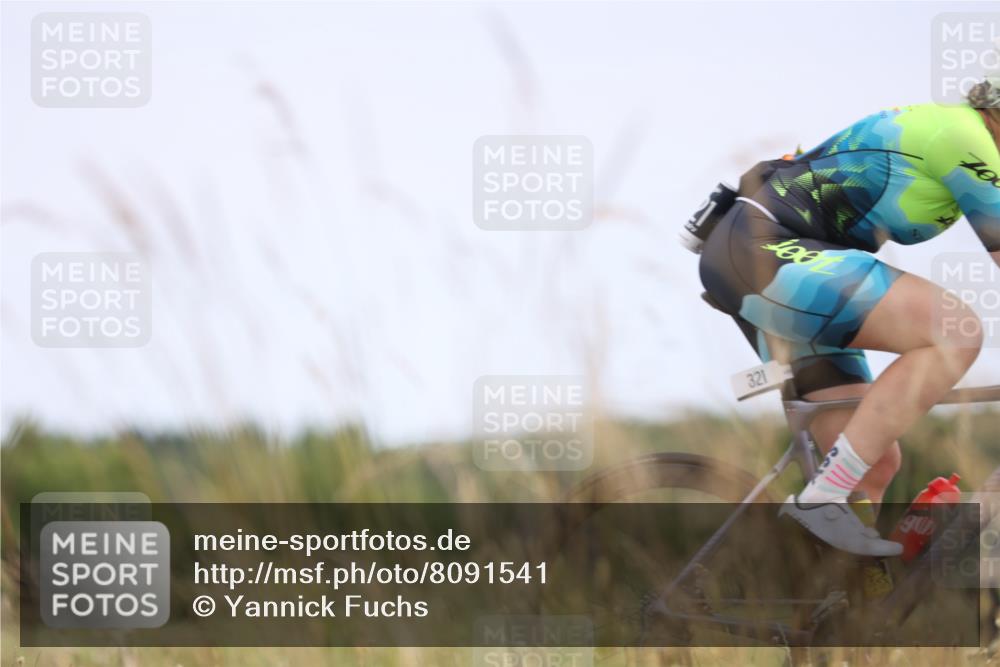 22.06.2025 - Viking Triathlon Yannick Fuchs http://msf.ph/oto/8091541 22.06.2025 13:28:31 Radfahren 26, 240, 321, 640 meine-sportfotos.de