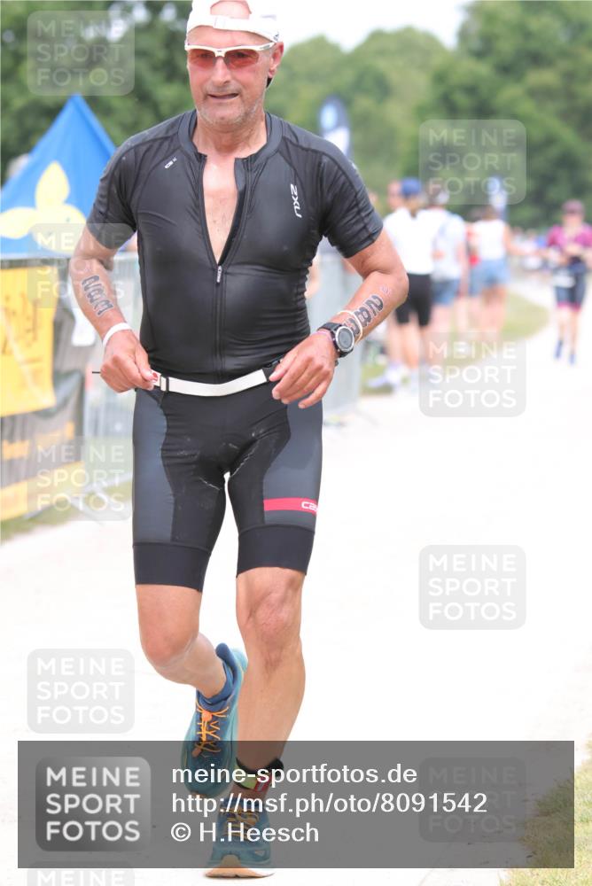 22.06.2025 - Viking Triathlon H.Heesch http://msf.ph/oto/8091542 22.06.2025 15:11:55 Laufen 136, 283 meine-sportfotos.de