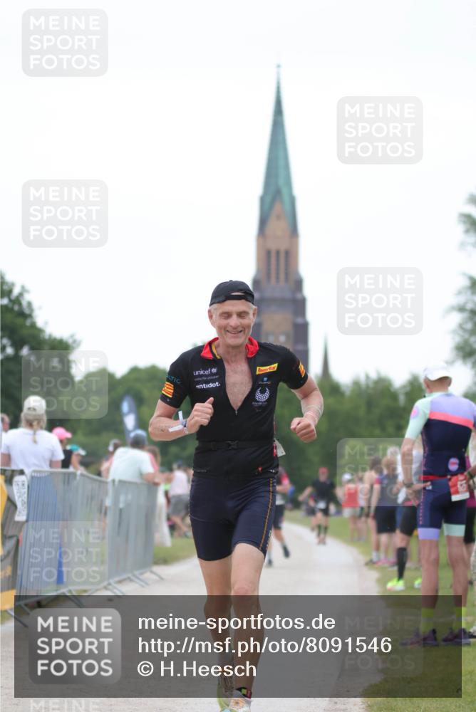 22.06.2025 - Viking Triathlon H.Heesch http://msf.ph/oto/8091546 22.06.2025 16:02:32 Laufen 102, 183, 490 meine-sportfotos.de