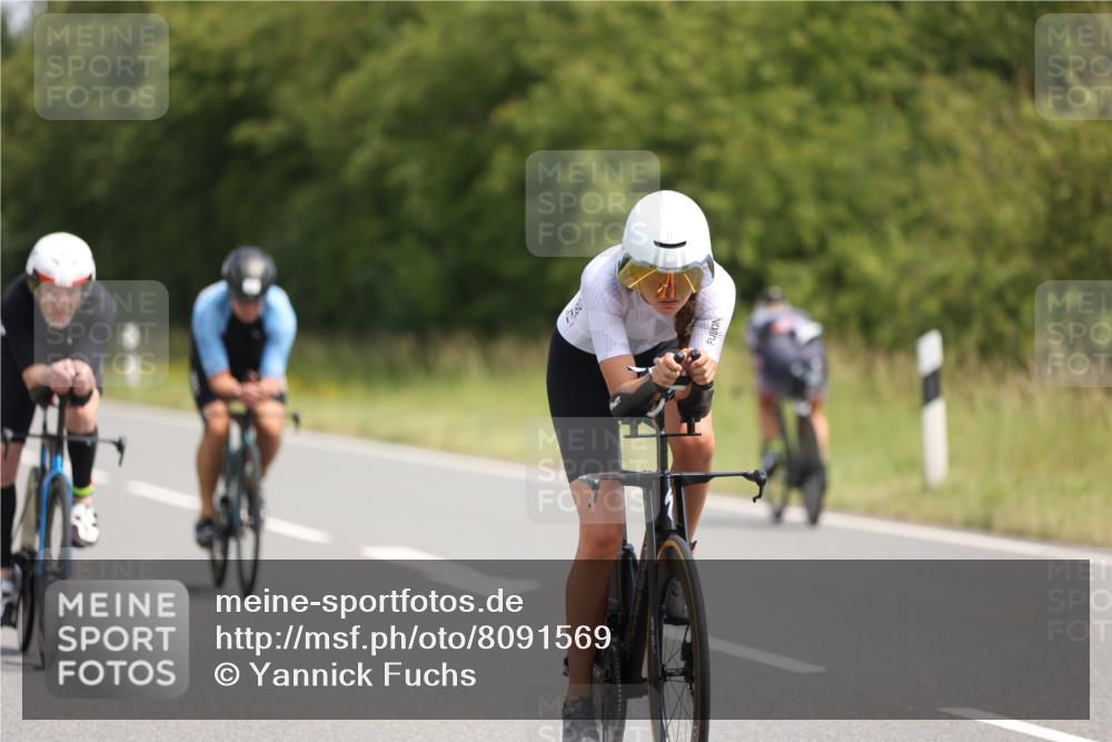 22.06.2025 - Viking Triathlon Yannick Fuchs http://msf.ph/oto/8091569 22.06.2025 11:53:47 Radfahren 4, 13, 173, 181, 288, 340, 359, 444, 458, 462, 472, 604 meine-sportfotos.de