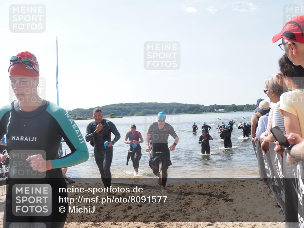 22.06.2025 - Viking Triathlon MichiJ http://msf.ph/oto/8091577 22.06.2025 10:38:47 Schwimmen 26, 40, 57, 85, 135, 156, 164, 210, 211, 215, 315, 327, 336 meine-sportfotos.de