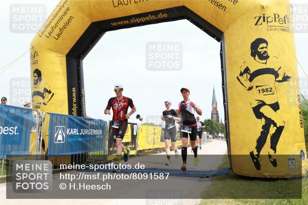 22.06.2025 - Viking Triathlon H.Heesch http://msf.ph/oto/8091587 22.06.2025 13:46:01 Laufen 84, 124, 149, 317, 428, 438, 474, 533 meine-sportfotos.de