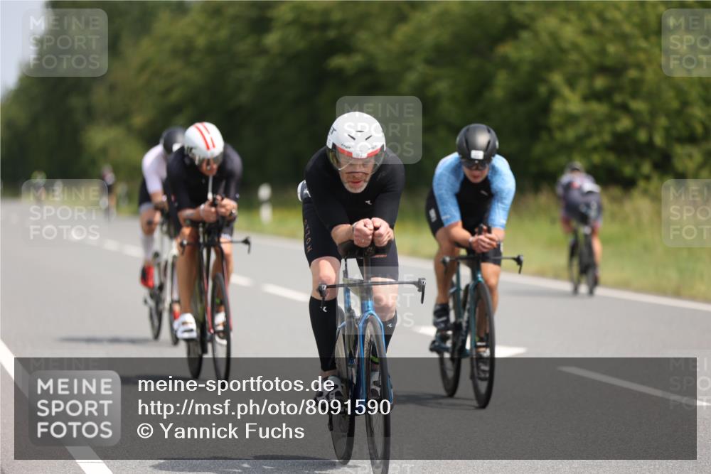 22.06.2025 - Viking Triathlon Yannick Fuchs http://msf.ph/oto/8091590 22.06.2025 11:53:47 Radfahren 4, 13, 173, 181, 288, 340, 359, 444, 458, 462, 472, 604 meine-sportfotos.de