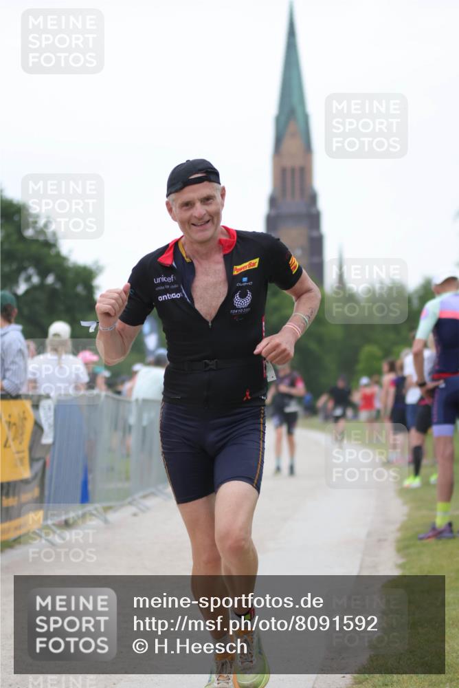 22.06.2025 - Viking Triathlon H.Heesch http://msf.ph/oto/8091592 22.06.2025 16:02:32 Laufen 102, 183, 490 meine-sportfotos.de