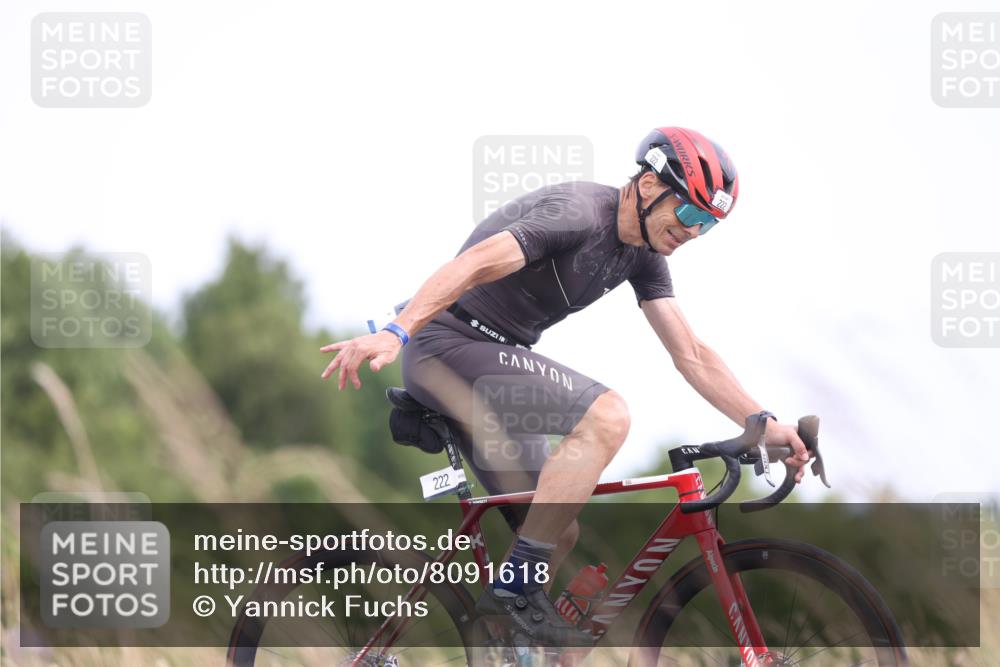 22.06.2025 - Viking Triathlon Yannick Fuchs http://msf.ph/oto/8091618 22.06.2025 13:29:07 Radfahren 48, 76, 222 meine-sportfotos.de