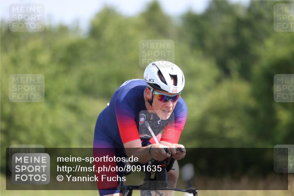 22.06.2025 - Viking Triathlon Yannick Fuchs http://msf.ph/oto/8091635 22.06.2025 11:11:40 Radfahren 11, 33, 152, 217, 604, 648 meine-sportfotos.de