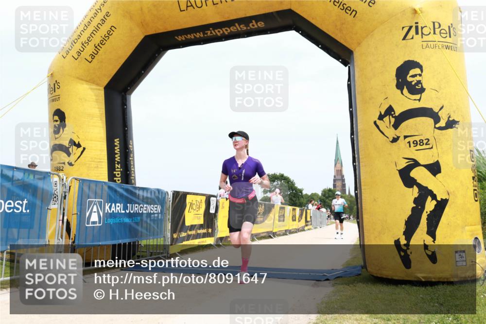 22.06.2025 - Viking Triathlon H.Heesch http://msf.ph/oto/8091647 22.06.2025 13:46:13 Laufen 256, 299 meine-sportfotos.de