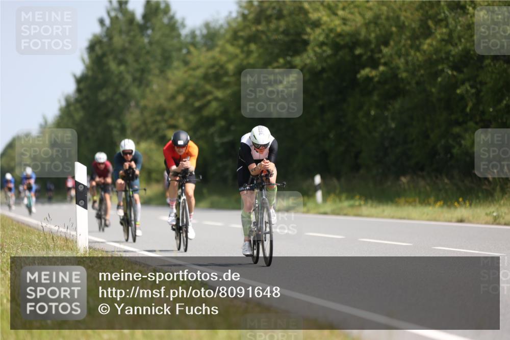22.06.2025 - Viking Triathlon Yannick Fuchs http://msf.ph/oto/8091648 22.06.2025 11:11:43 Radfahren 3, 11, 33, 152, 217, 347, 604, 648 meine-sportfotos.de