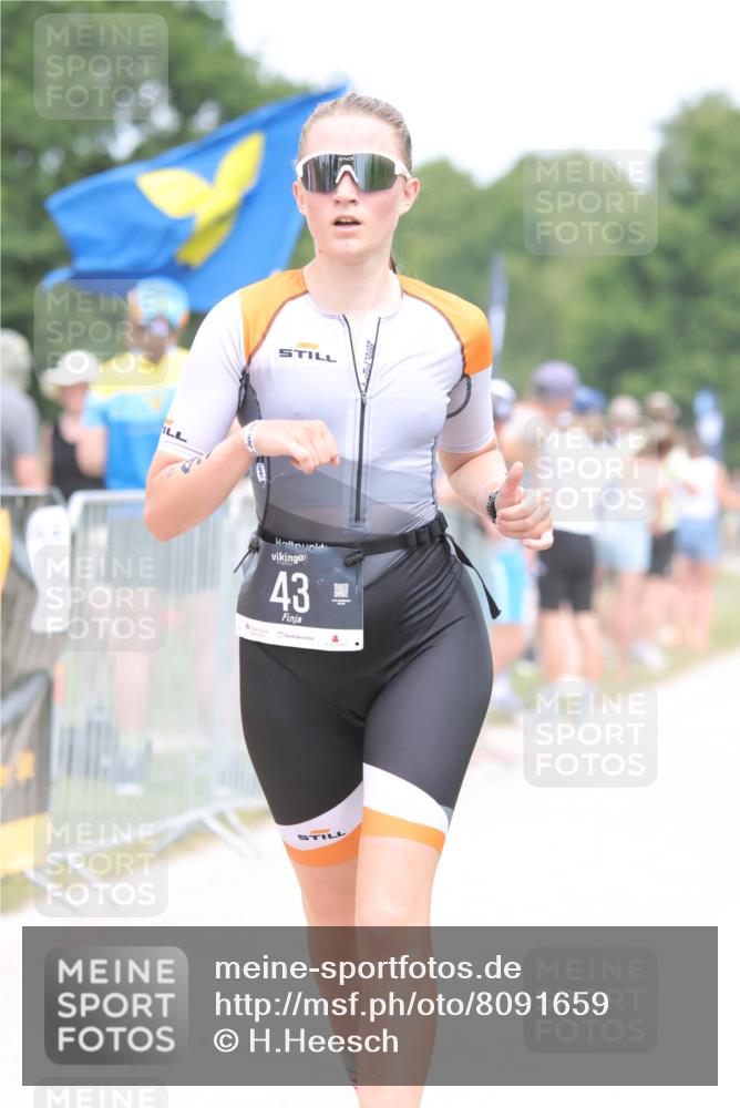 22.06.2025 - Viking Triathlon H.Heesch http://msf.ph/oto/8091659 22.06.2025 15:12:13 Laufen 43, 454, 643 meine-sportfotos.de