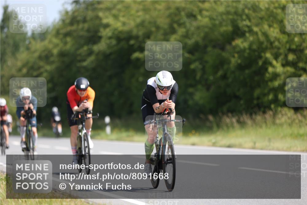 22.06.2025 - Viking Triathlon Yannick Fuchs http://msf.ph/oto/8091668 22.06.2025 11:11:44 Radfahren 3, 11, 33, 152, 217, 347, 604, 648 meine-sportfotos.de