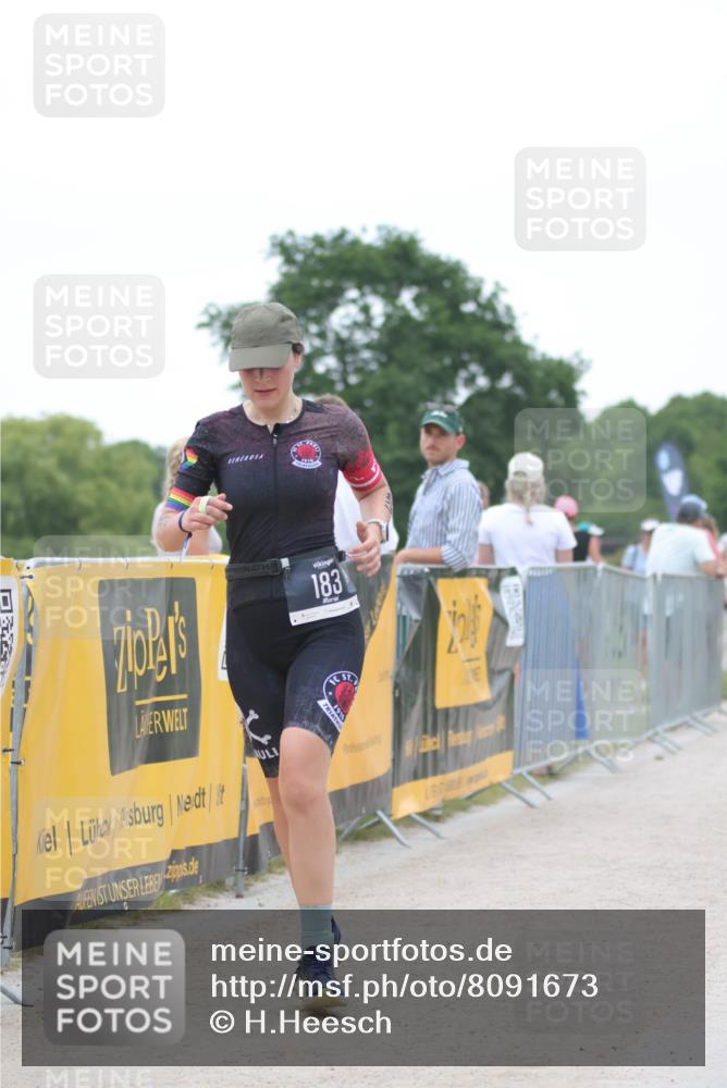 22.06.2025 - Viking Triathlon H.Heesch http://msf.ph/oto/8091673 22.06.2025 16:02:39 Laufen 183, 403 meine-sportfotos.de