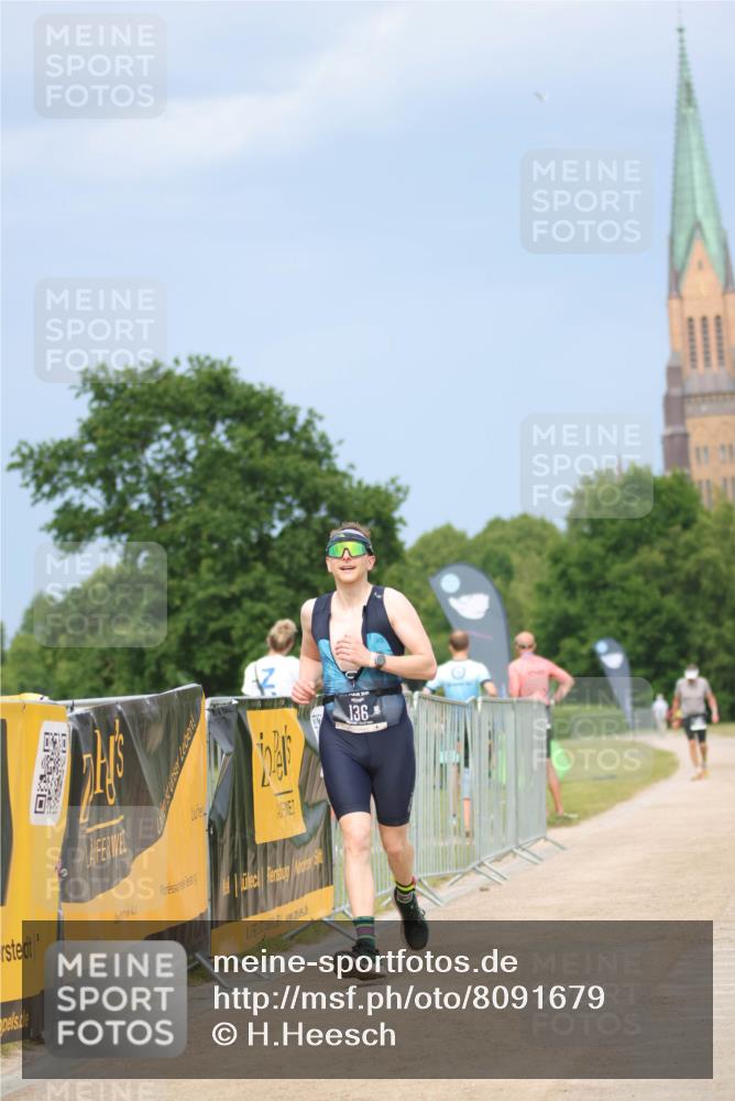 22.06.2025 - Viking Triathlon H.Heesch http://msf.ph/oto/8091679 22.06.2025 17:02:35 Laufen 136 meine-sportfotos.de