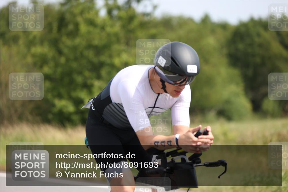 22.06.2025 - Viking Triathlon Yannick Fuchs http://msf.ph/oto/8091693 22.06.2025 11:53:50 Radfahren 4, 13, 115, 173, 181, 288, 340, 359, 444, 458, 462, 472, 604 meine-sportfotos.de