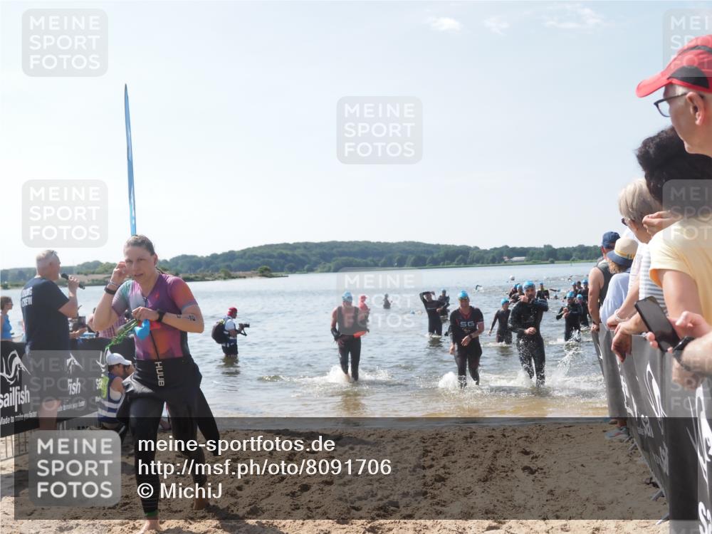 22.06.2025 - Viking Triathlon MichiJ http://msf.ph/oto/8091706 22.06.2025 10:38:50 Schwimmen 26, 40, 57, 135, 164, 185, 210, 211, 215, 315, 327, 336, 408, 416 meine-sportfotos.de
