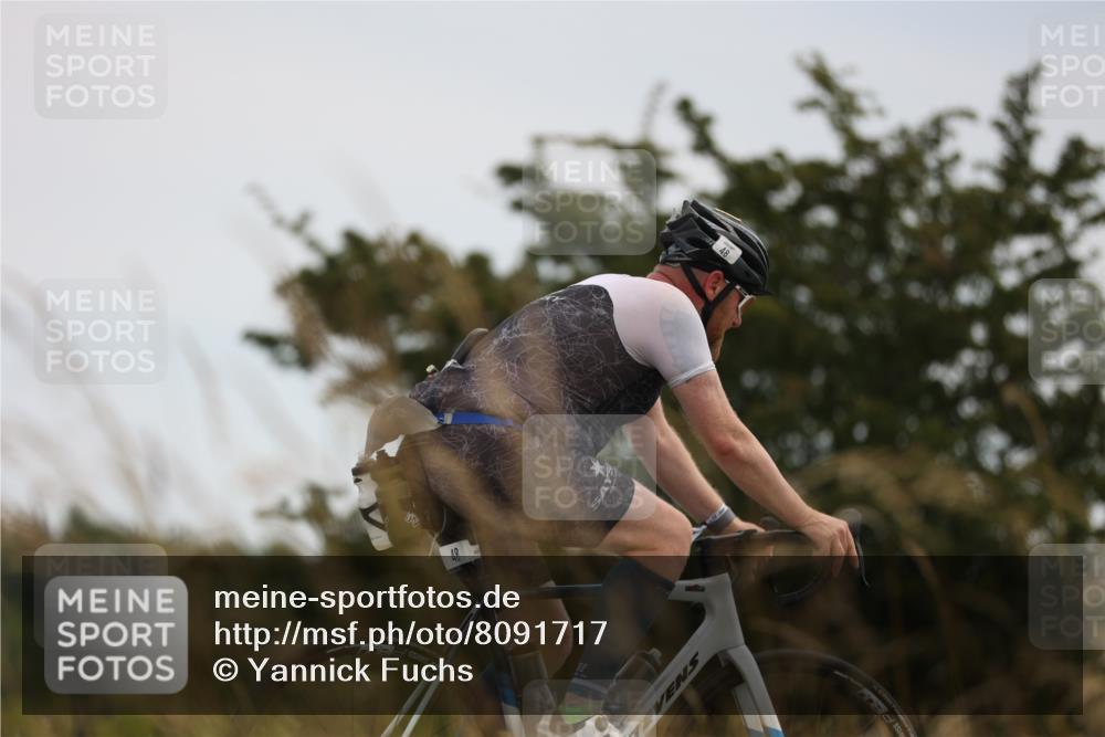 22.06.2025 - Viking Triathlon Yannick Fuchs http://msf.ph/oto/8091717 22.06.2025 13:29:15 Radfahren 48, 76 meine-sportfotos.de