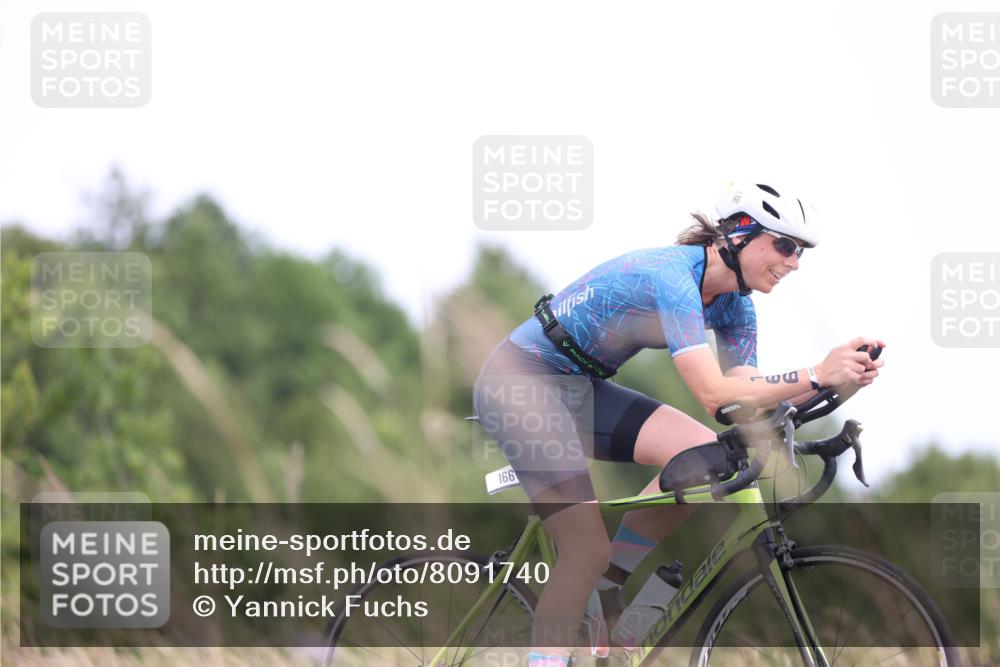 22.06.2025 - Viking Triathlon Yannick Fuchs http://msf.ph/oto/8091740 22.06.2025 13:29:36 Radfahren 116, 166, 463 meine-sportfotos.de
