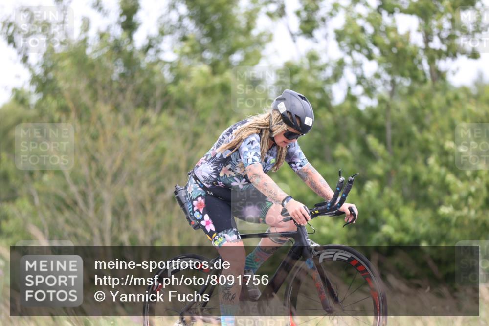 22.06.2025 - Viking Triathlon Yannick Fuchs http://msf.ph/oto/8091756 22.06.2025 13:29:41 Radfahren 106, 116, 166, 463 meine-sportfotos.de