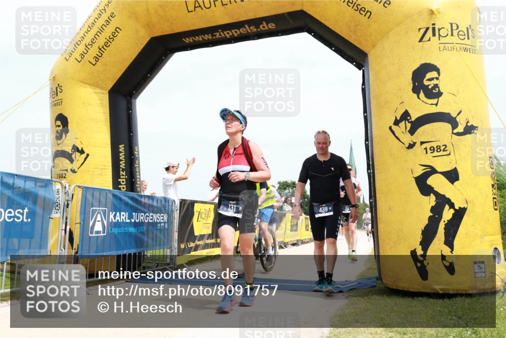 22.06.2025 - Viking Triathlon H.Heesch http://msf.ph/oto/8091757 22.06.2025 13:46:52 Laufen 4, 100, 131, 191, 255, 439, 535 meine-sportfotos.de