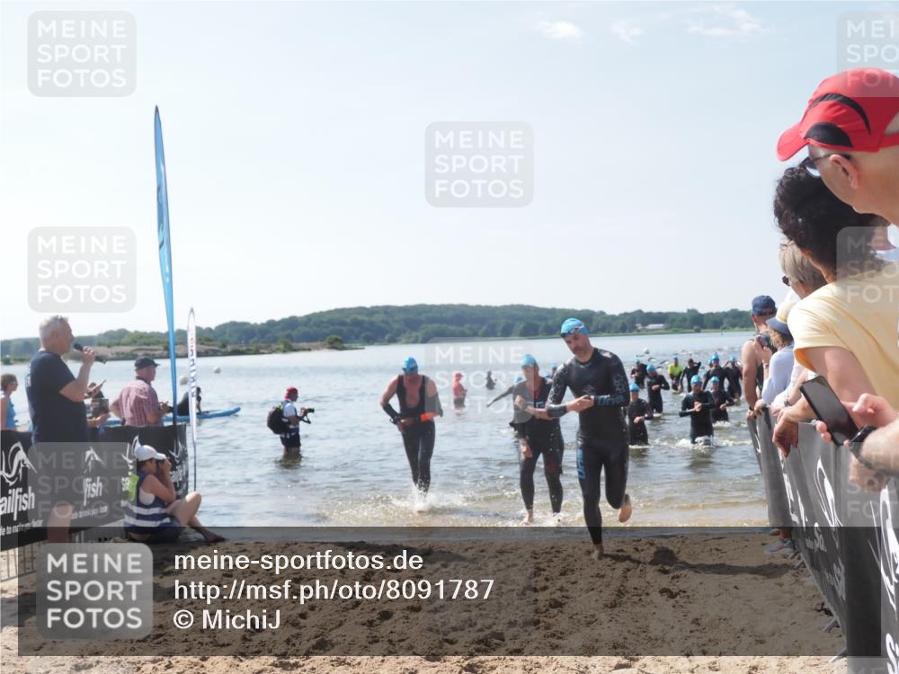 22.06.2025 - Viking Triathlon MichiJ http://msf.ph/oto/8091787 22.06.2025 10:38:52 Schwimmen 26, 40, 57, 135, 164, 181, 185, 210, 211, 315, 327, 336, 408, 416, 451 meine-sportfotos.de