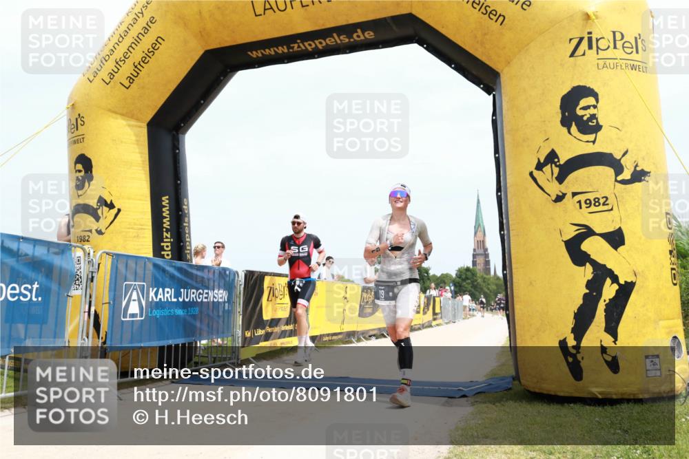 22.06.2025 - Viking Triathlon H.Heesch http://msf.ph/oto/8091801 22.06.2025 13:46:57 Laufen 4, 19, 131, 255, 330, 439 meine-sportfotos.de