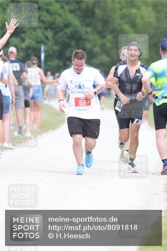 22.06.2025 - Viking Triathlon H.Heesch http://msf.ph/oto/8091818 22.06.2025 15:12:33 Laufen 153, 463 meine-sportfotos.de