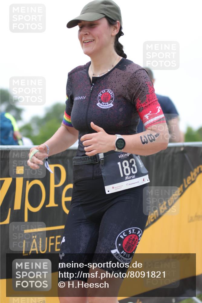 22.06.2025 - Viking Triathlon H.Heesch http://msf.ph/oto/8091821 22.06.2025 16:02:41 Laufen 183, 403 meine-sportfotos.de
