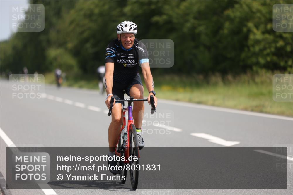 22.06.2025 - Viking Triathlon Yannick Fuchs http://msf.ph/oto/8091831 22.06.2025 11:53:55 Radfahren 4, 115, 159, 181, 222, 359, 472 meine-sportfotos.de