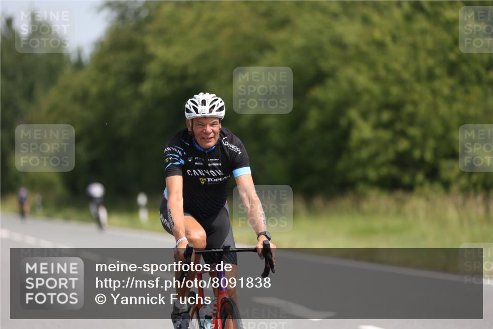 22.06.2025 - Viking Triathlon Yannick Fuchs http://msf.ph/oto/8091838 22.06.2025 11:53:55 Radfahren 4, 115, 159, 181, 222, 359, 472 meine-sportfotos.de
