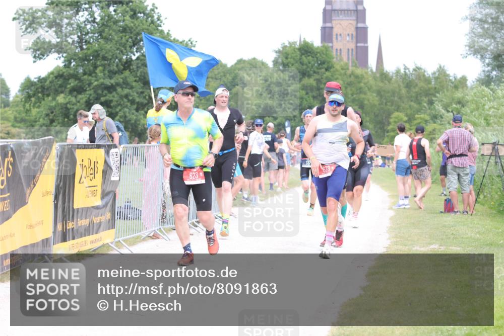 22.06.2025 - Viking Triathlon H.Heesch http://msf.ph/oto/8091863 22.06.2025 15:12:50 Laufen 98, 337, 543, 623 meine-sportfotos.de
