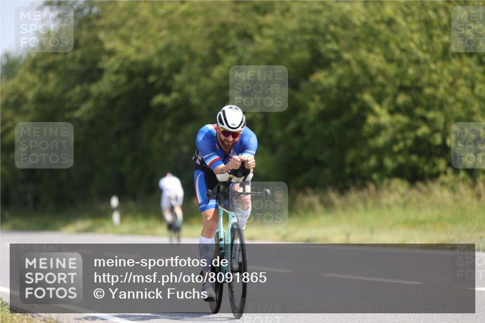 22.06.2025 - Viking Triathlon Yannick Fuchs http://msf.ph/oto/8091865 22.06.2025 11:11:49 Radfahren 3, 11, 33, 152, 347, 489, 604 meine-sportfotos.de