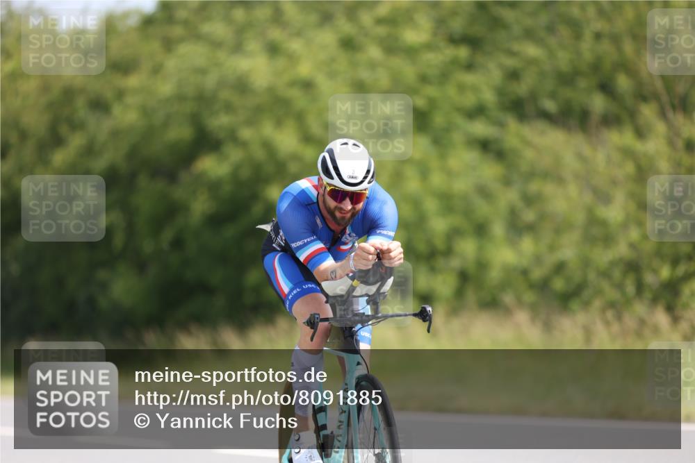 22.06.2025 - Viking Triathlon Yannick Fuchs http://msf.ph/oto/8091885 22.06.2025 11:11:50 Radfahren 3, 33, 152, 347, 489, 604 meine-sportfotos.de